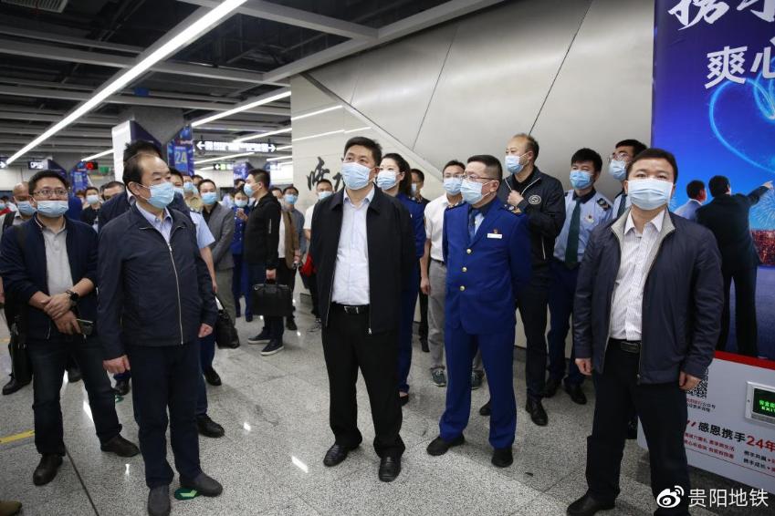 省交通運輸廳檢查組在噴水池站檢查安全運營工作
